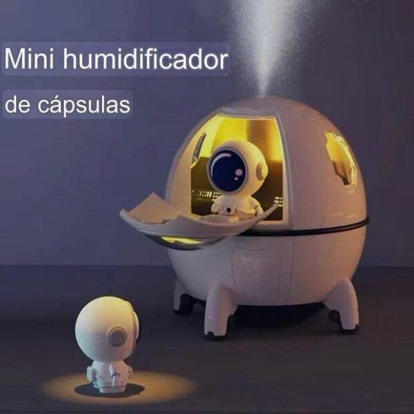 Cápsula de Espacio Humidificador de Niebla Fresca: Difusor de Aromaterapia con Luces LED y diseño de Astronauta Adorable Ultrasónico USB Con Astronauta de ABS Colores Varios